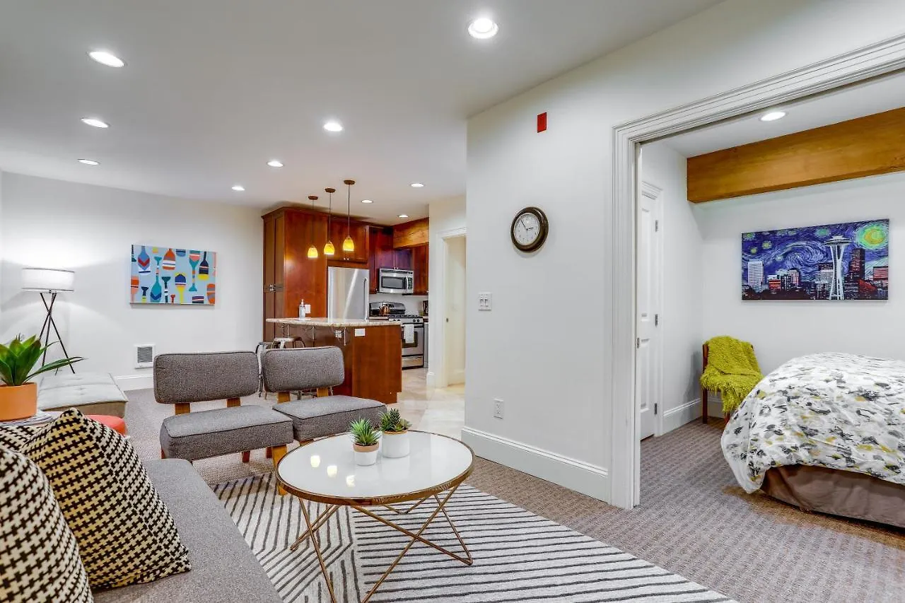 Apartment Seattle Condo With Parking, Near Space Needle! United States