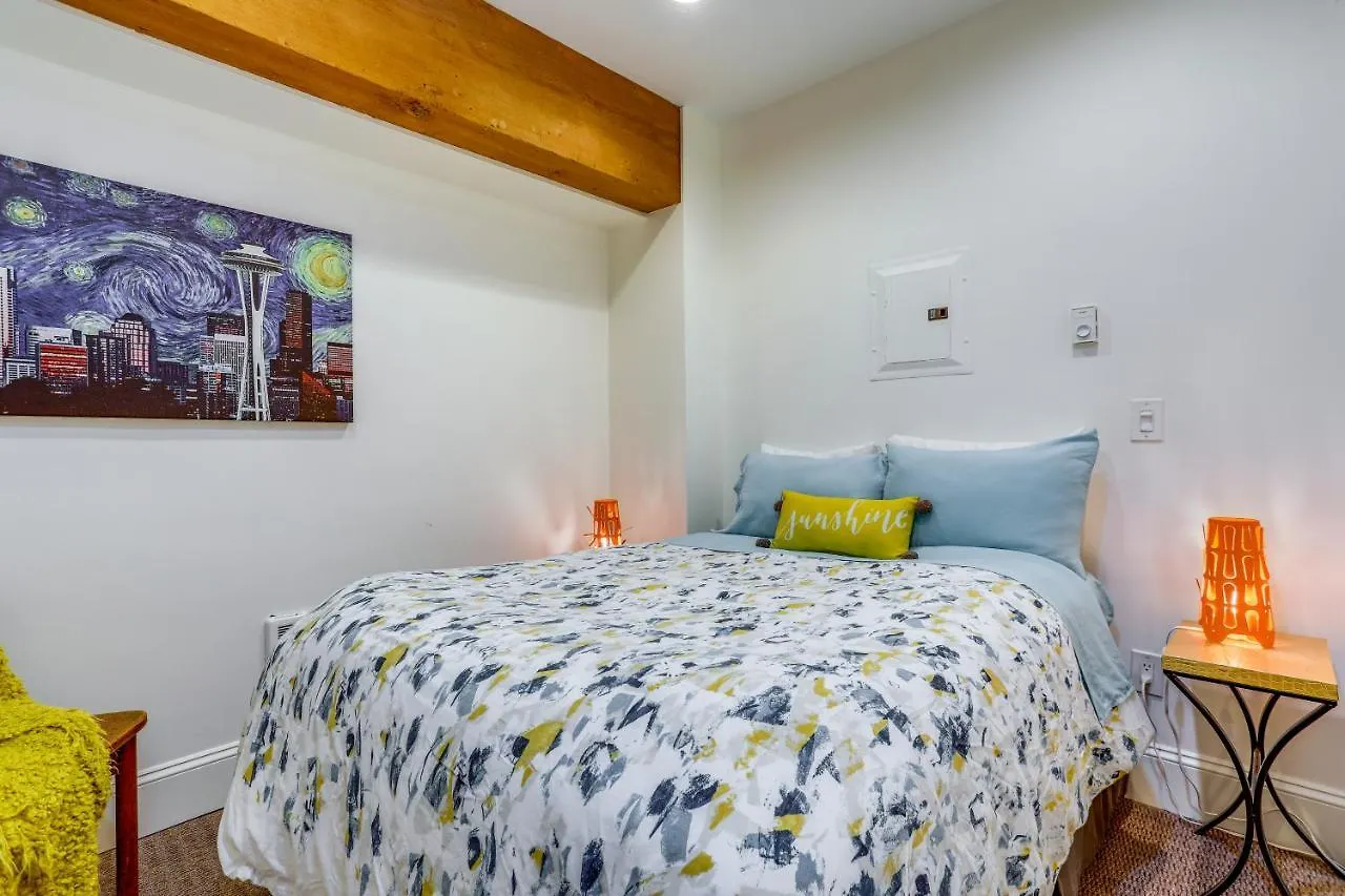 Seattle Condo With Parking, Near Space Needle! Apartment